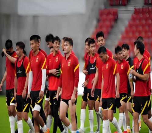 喜訊！依木蘭本賽季在魯能鎖定首發(fā)真有戲，已跟球隊簽約到2030年