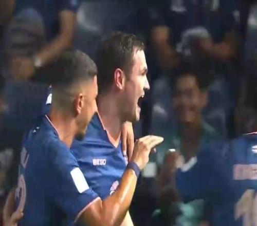 申花噩夢開局！亞冠客場2年從未零封，8場丟17球，薛慶浩呆若木雞