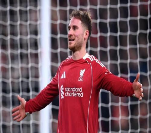 鏡報：曼聯(lián)考慮今夏追逐麥卡利斯特，球員存在轉(zhuǎn)會可能