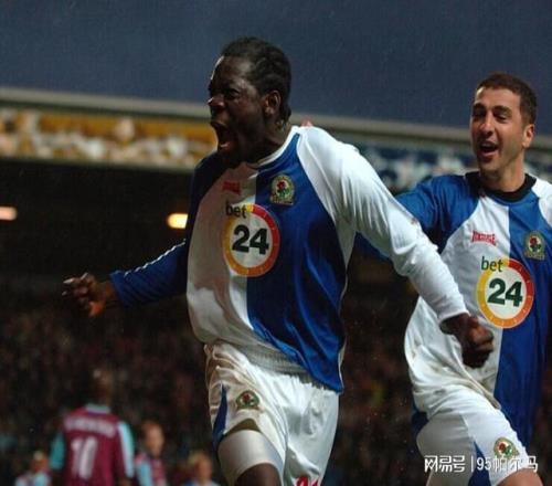 向往槍手的鐵塔，防守堪稱黑金剛，進(jìn)攻變應(yīng)急前鋒，28歲走下坡路