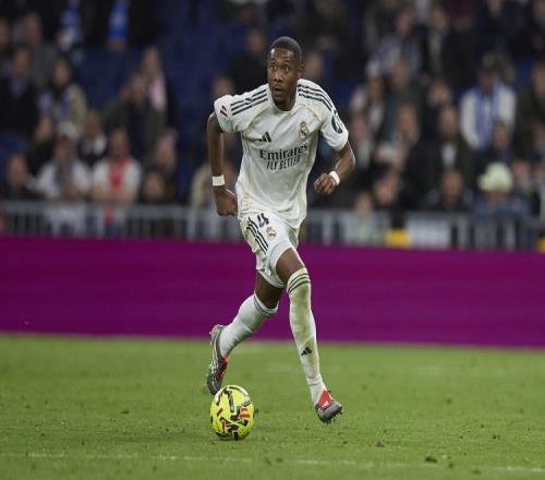 老佛爺也看走眼了！阿拉巴將夏窗離隊(duì)，5年出場(chǎng)126場(chǎng)狂賺1.1億歐