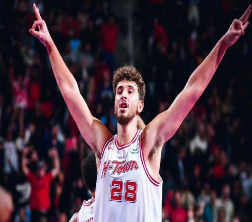 場均21+9+6+1！美媒力挺火箭隊申京：23歲兩入全明星，他才剛起步