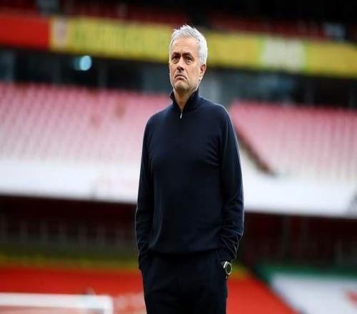 克赫斯特希望卡里克休整一下，穆里尼奧早該告別五大聯(lián)賽