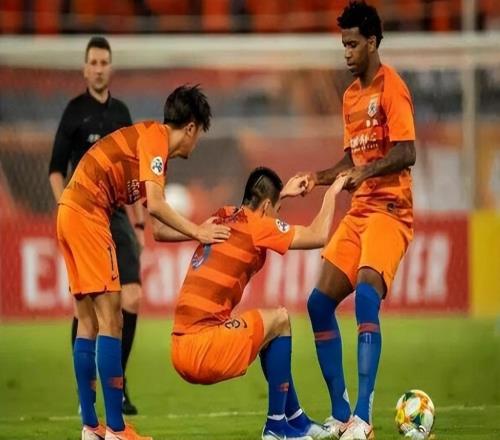 他是唯一被魯能三任主帥都重用的外援，如今已成核心，值得期待