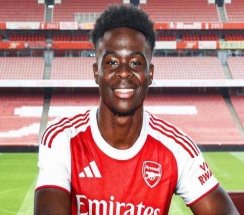 周薪超30萬英鎊！阿森納5年頂薪續(xù)約薩卡，球迷：下一個拉什福德