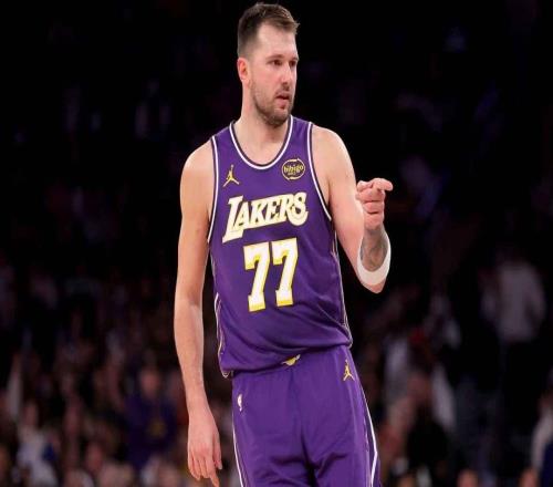 湖人傳聞：東契奇如何看待交易截止日以及字母哥的潛在交易