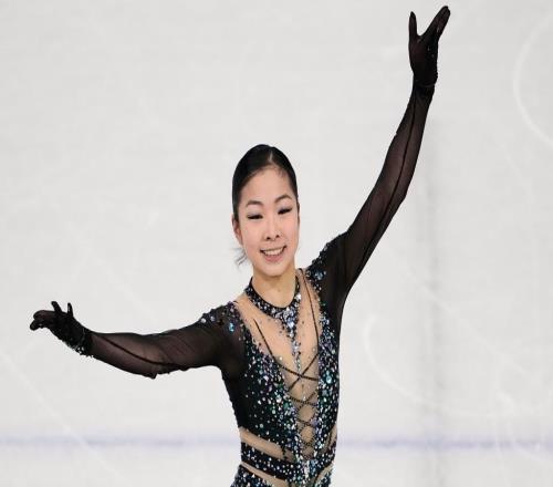 體壇聯(lián)播皇馬1比0戰(zhàn)勝本菲卡占先機(jī)，大巴黎逆轉(zhuǎn)摩納哥