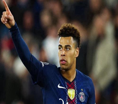 足壇一夜動態(tài)：皇馬10穆帥染紅！尤文25慘敗巴黎讓2追3逆轉