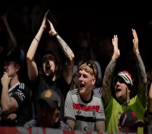 曼聯(lián)官方：為從主場遠征伯恩茅斯的球迷提供免費往返大巴服務(wù)