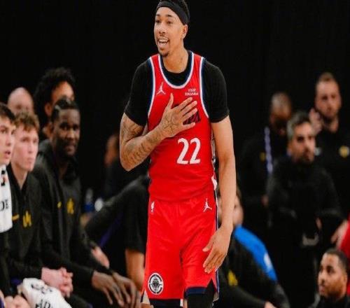 快船轉(zhuǎn)正喬丹米勒：簽兩年新合同本季得分上雙快船12戰(zhàn)9勝