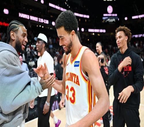 Shams：老鷹給了隊內(nèi)前鋒休斯坦一份直至賽季末的合同