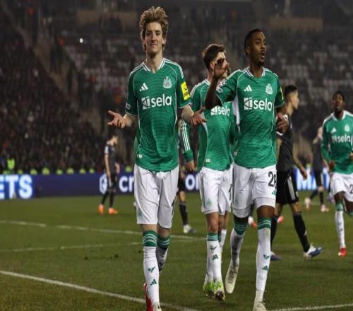 半場(chǎng)大四喜，戈登成為歐冠歷史第二位單場(chǎng)打進(jìn)4球的英格蘭球員