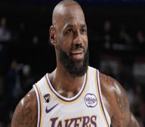 記者：如果詹姆斯愿意大幅降薪，今夏他有99%可能性與騎士簽約