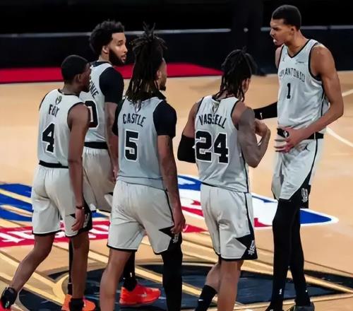 NBA常規(guī)賽明天2月20日賽程：馬刺PK太陽沖擊7連勝，快船PK掘金