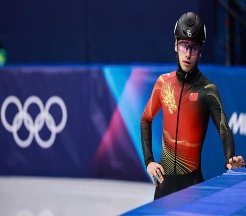 體壇聯(lián)播阿森納遭狼隊(duì)補(bǔ)時(shí)絕平，歐文宣布賽季報(bào)銷(xiāo)