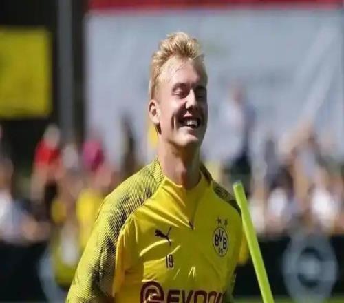 沃夫預(yù)感兵工廠(chǎng)會(huì)出售哈弗茨，布蘭特可以投靠埃迪豪