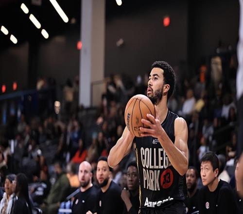 老鷹轉(zhuǎn)正了前魔術(shù)鋒線新星，但他在本賽季的表現(xiàn)其實(shí)非常一般