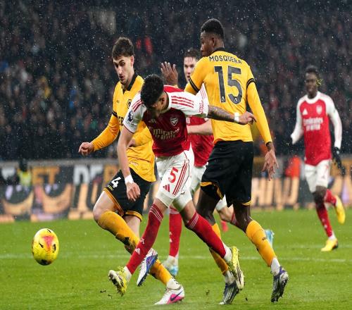 客戰(zhàn)狼隊(duì)破門，因卡皮耶攻入阿森納生涯首球