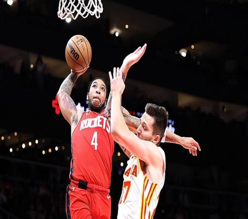 艾米烏度卡：火箭會考慮轉(zhuǎn)正戴維森，但也在關(guān)注買斷市場的情況