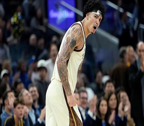 勇士內(nèi)線老將：看到斯潘塞和桑托斯站穩(wěn)腳跟，令人感到非常欣慰