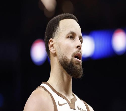 無緣本賽季獎項評選，庫里將在10天后再次接受右膝傷勢評估