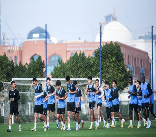 阿奇姆彭順利加盟！大連英博開啟第三階段冬訓(xùn)，全力備戰(zhàn)聯(lián)賽！