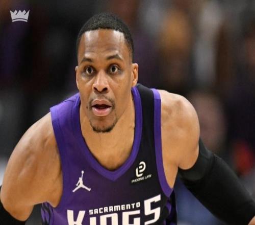 15連敗創(chuàng)隊(duì)史紀(jì)錄！拉文小薩報(bào)銷(xiāo)國(guó)王狂輸魔術(shù)37分班凱羅30+5+6