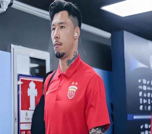申花中衛(wèi)位置在本賽季開踢后，將有望迎來久違強(qiáng)援復(fù)出，值得期待