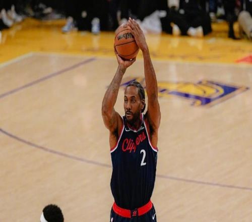 倫納德又傷！湖人險勝快船，東契奇38分11助，湖人贏球也暴露問題