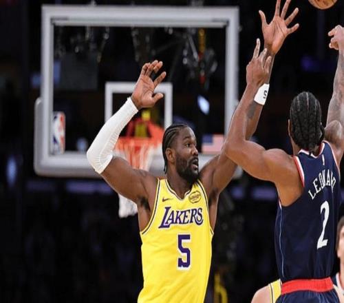 狂轟80+15+24！湖人三巨頭大爆發(fā)，倫納德受傷，快船逆轉(zhuǎn)失敗