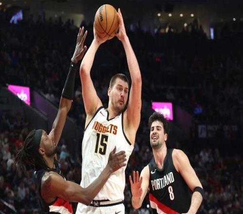 酣暢淋漓，約基奇帶領掘金隊以54分的分差大勝開拓者隊