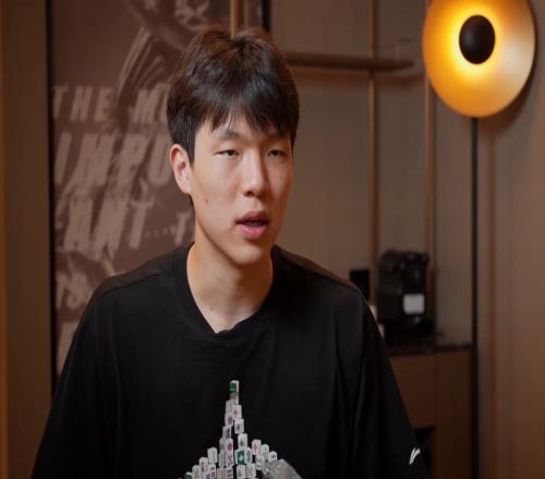 楊瀚森回應連續(xù)4次罰球不中：約基奇也有2罰不中，我一直盯著呢