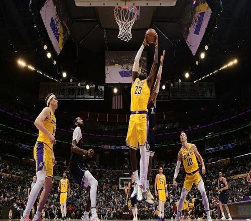 東契奇38+11湖人125122險(xiǎn)勝快船