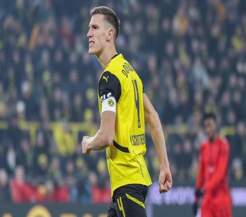 每體：巴薩不會與皇馬競購施洛特貝克，他們想簽下巴斯托尼