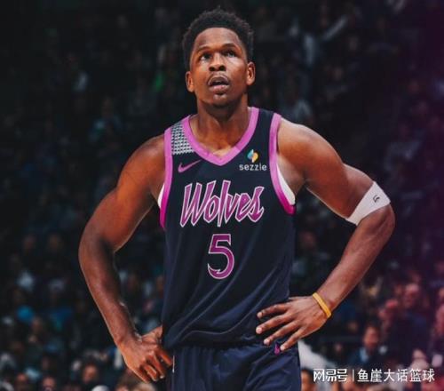 拒爆冷！華子40+6全隊(duì)第二，克萊爆發(fā)太晚，戈貝爾22+17將被禁賽