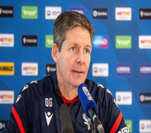 格拉斯納回應(yīng)被喊下課：球迷們應(yīng)保持謙遜，我本可以更早離開