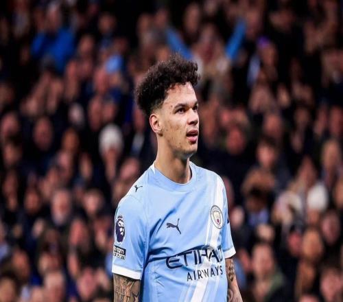 足壇一夜動態(tài)：C羅雙響！皇馬12慘遭絕殺曼城21僅落后2分