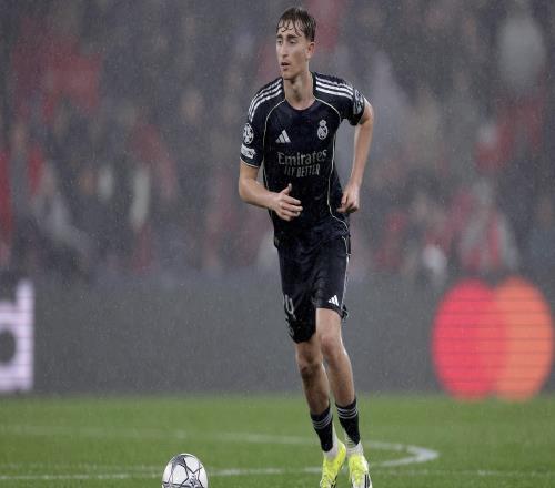 皇馬官博發(fā)赫伊森道歉遭質(zhì)疑：個人賬號不道歉嗎起碼錄個視頻