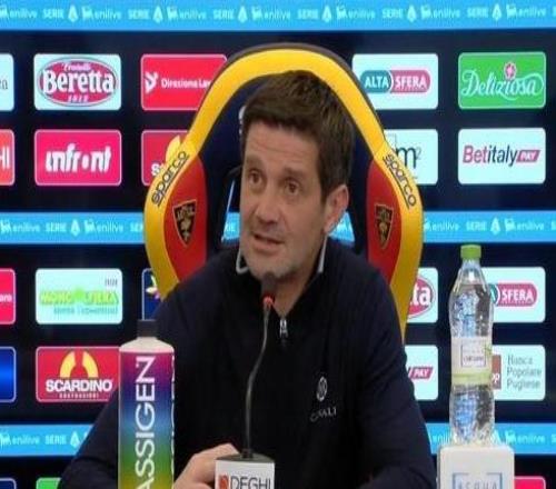 齊沃：領(lǐng)先10分還有很長的路要走我們的24名球員都是主力