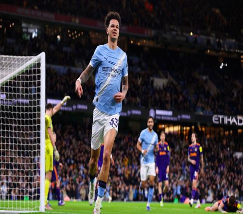 21！20歲邊衛(wèi)雙響12.9億豪門力挫強(qiáng)敵3連勝英超爭冠形勢又生變