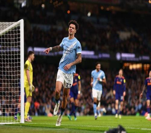 21！哈蘭德助攻，20歲新星雙響搶戲，曼城5連勝，坐等阿森納犯錯