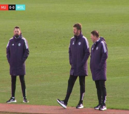 英超對手丟分曼聯(lián)有望保4沖3！卡里克誓要破密集，期待埃弗頓挑戰(zhàn)