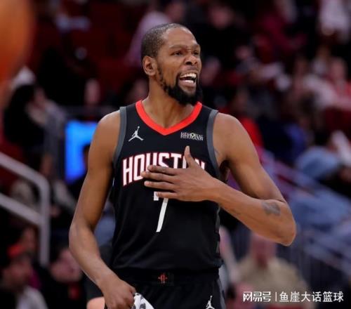 被逆轉(zhuǎn)！杜蘭特30+6犯大錯(cuò)，布倫森20+6完成救贖，申京16分6失誤