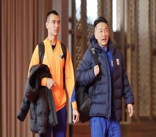 大反轉(zhuǎn)山東魯能必走之人仍在隊(duì)中，傳聞一度被于根偉帶到津門(mén)虎