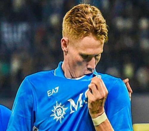 麥克托米內(nèi)回應(yīng)重返曼聯(lián)傳聞，拉爵分成愿望破滅！小麥再獲一殊榮