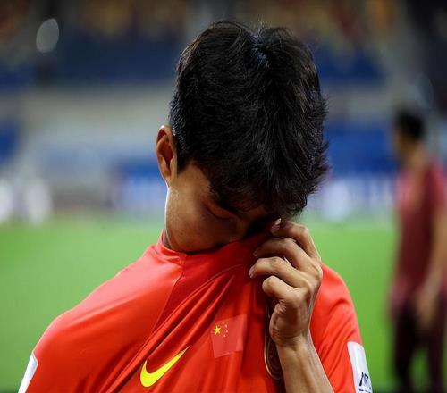 楊黔東與恒大足校自由身爭(zhēng)議！青訓(xùn)球員與家長(zhǎng)需了解的行規(guī)二