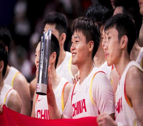 男籃12人名單預(yù)測(cè)！趙繼偉回歸，徐昕頂替周琦，賀希寧比胡明軒強(qiáng)