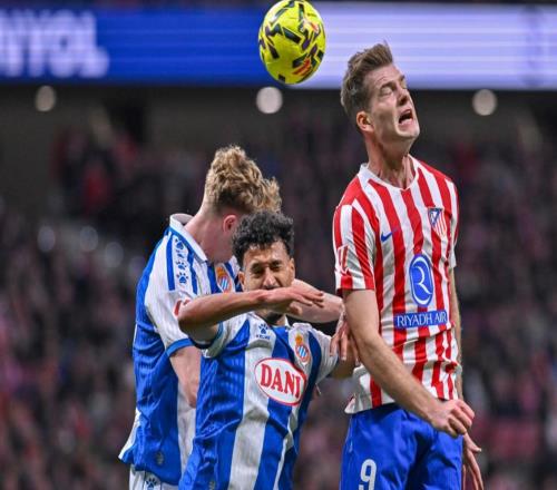 連追4球！西蒙斯率隊逆襲，1億巨星再次啞火：14輪0進球