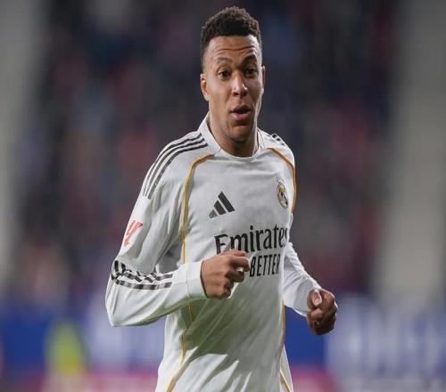 皇馬12遭絕殺！VAR雙殺+姆巴佩擺爛，15年恥辱爭冠又懸了