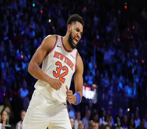 年薪5300萬！火箭重金打造5號位，新中鋒單場21+4，勝過亞當斯